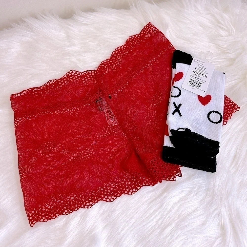 BUNDLE - BootayBag Red Flower Boyshort Panties Size Small + White XOXO Socks